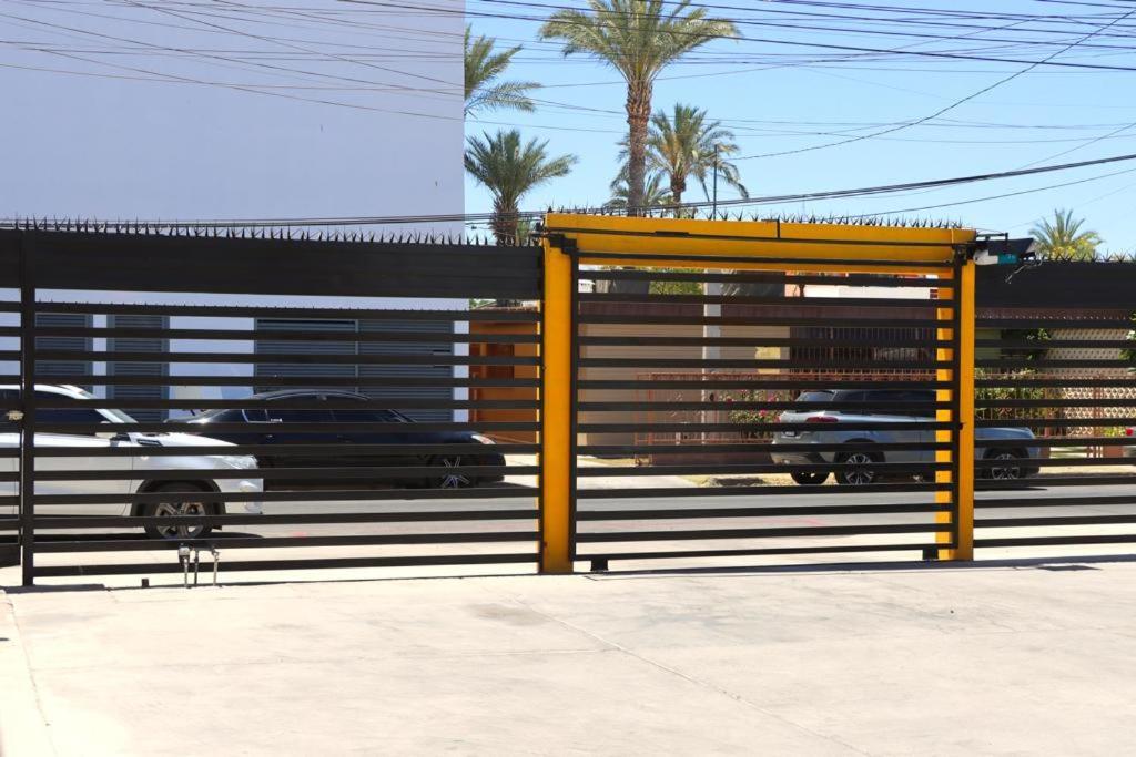 Depa En Centenario Exelente Ubicacion 1! 埃莫西约 外观 照片